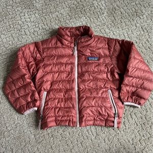 Patagonia Down Jacket sz 3t Runs Big